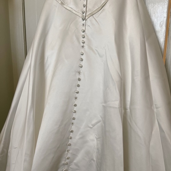 NEW* Wedding Dress - Princess Style Gown - Embellished Dress - Corset Dress - Picture 7 of 8